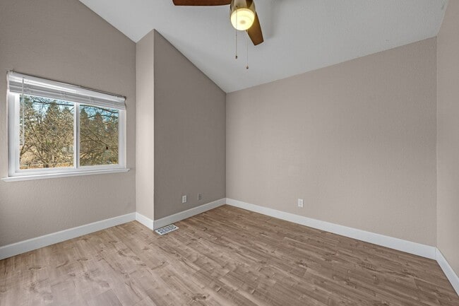 Building Photo - 3 Bedroom Folsom Home with Updated Kitchen, Pool and 3-Car Garage!