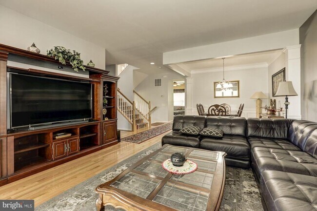 Building Photo - 43531 Heritage Gap Terrace