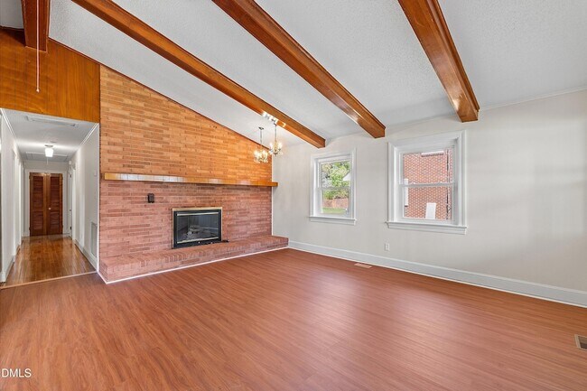 Building Photo - 1114 S 2nd St