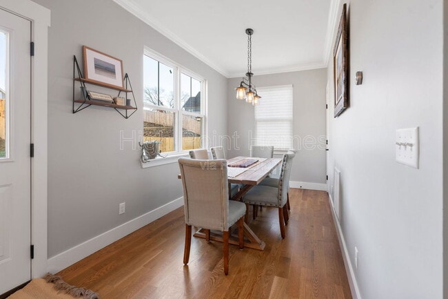 Building Photo - 213 Winchester St