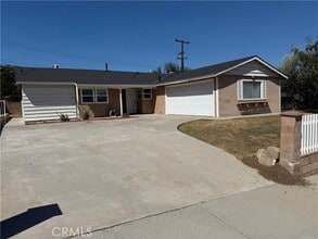 Building Photo - 2727 Recinto Ave