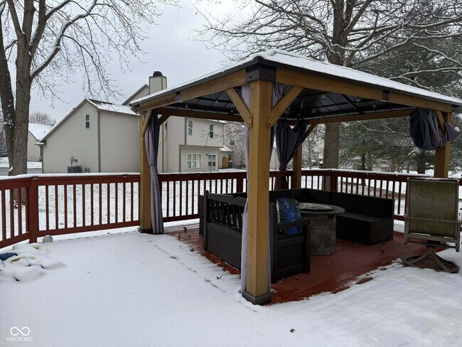 Building Photo - 8607 Longspur Ct