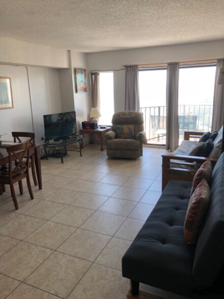 Building Photo - 1605 S Ocean Blvd