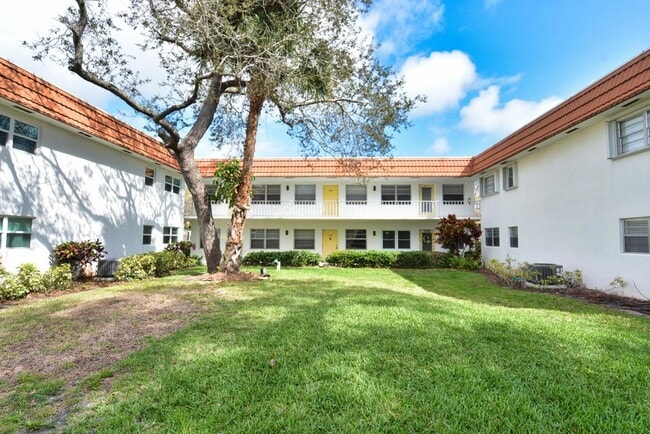 Building Photo - 1225 NW 21st St