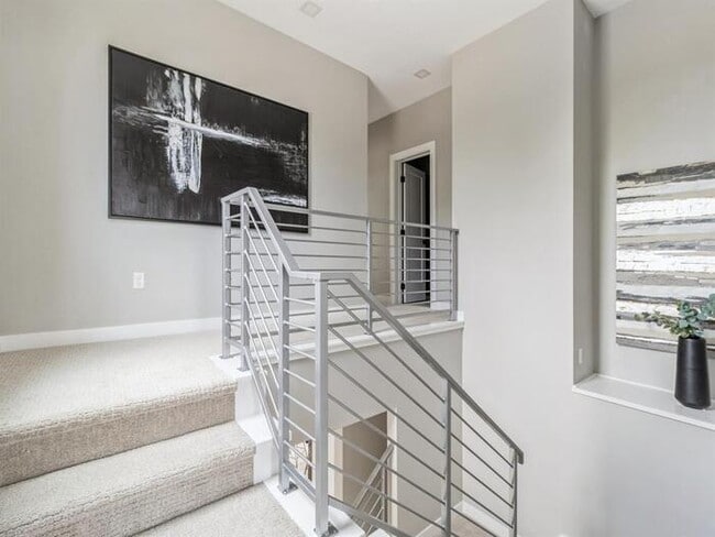 Building Photo - 15570 Rocklyn Place