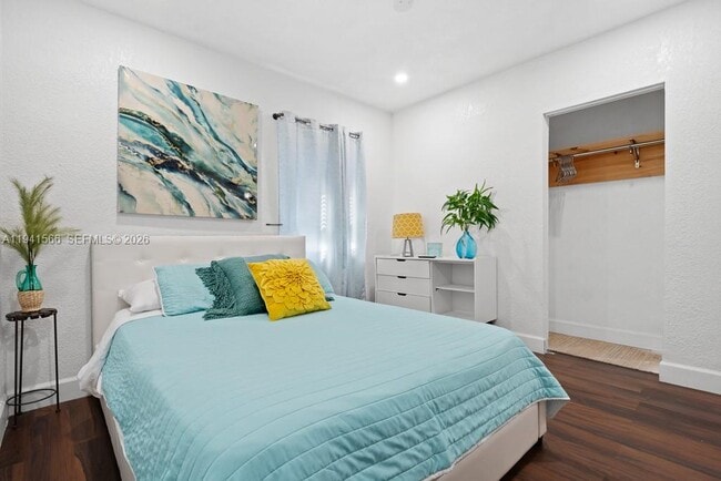 Building Photo - 445 SW 62nd Ct