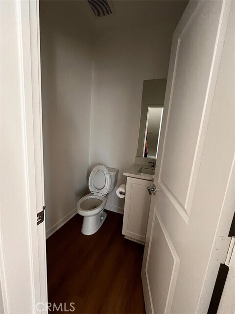 Building Photo - 2557 E Lincoln Paseo