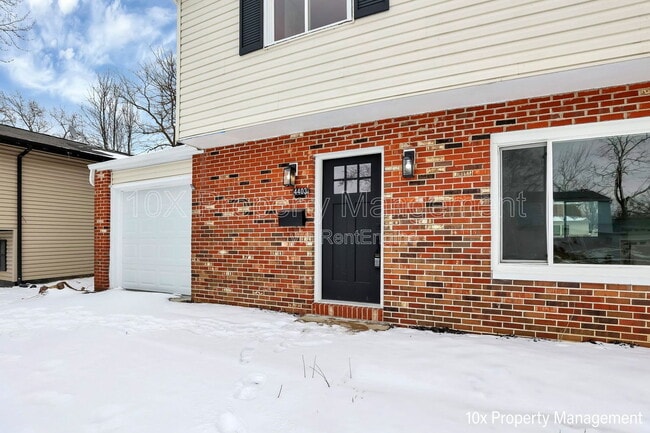 Building Photo - 4403 Paxton Dr S