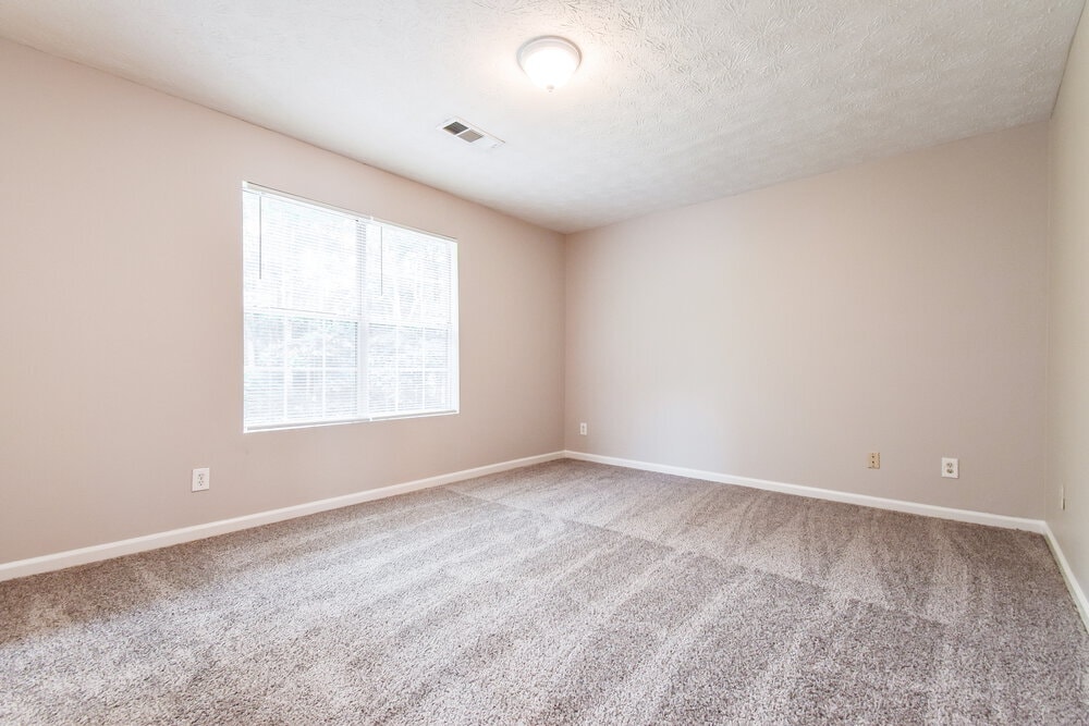 Building Photo - 1322 Sandybrook Ct