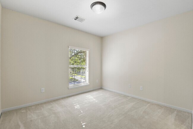 Building Photo - 2806 Shadow Canyon Ln