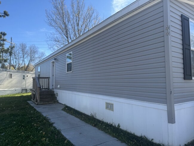 Building Photo - 44 Claremont St