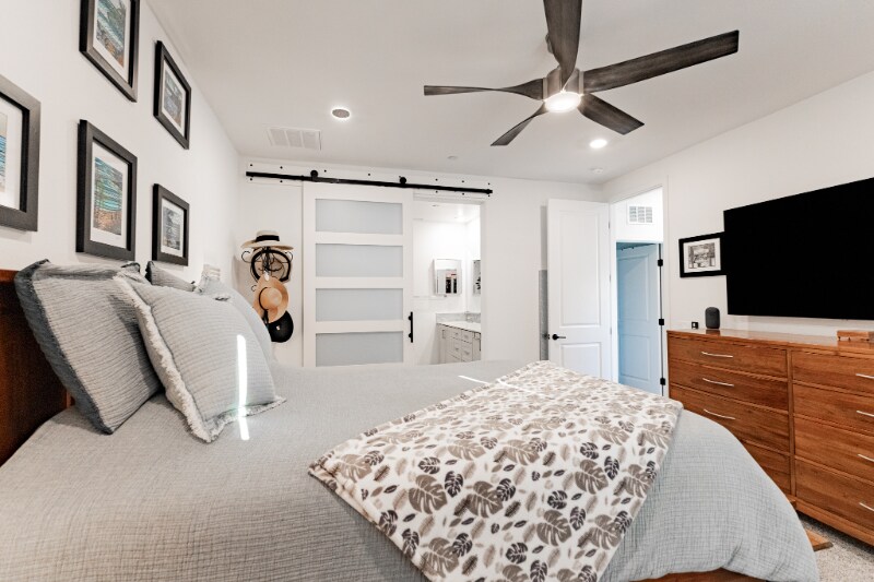 Building Photo - 10405 Galen Wy