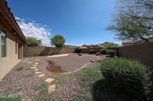 Building Photo - 43337 N Heavenly Way