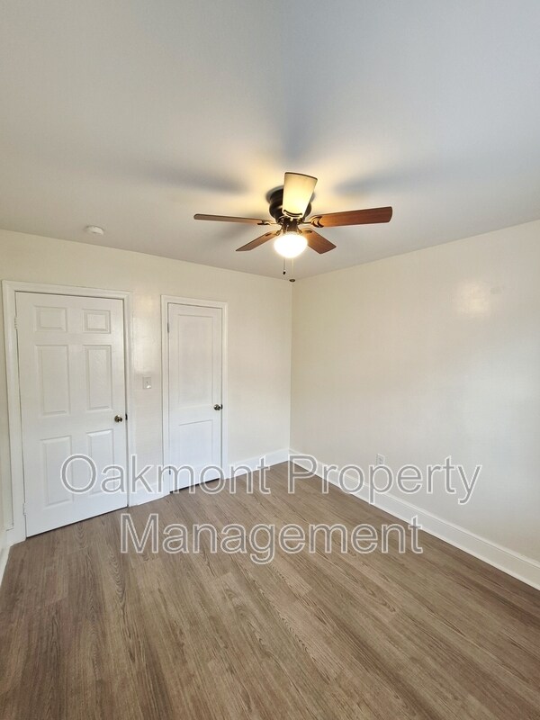 Building Photo - 115 Slagle Ave
