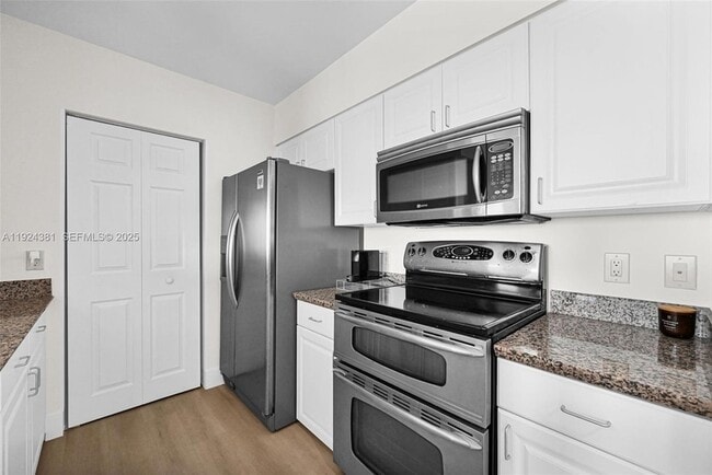 Building Photo - 90 Alton Rd