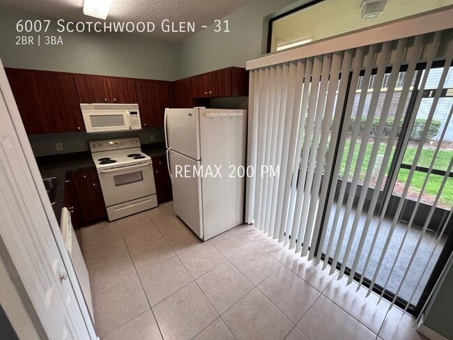 Building Photo - 6007 Scotchwood Glen