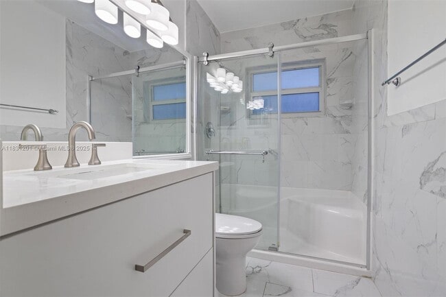 Building Photo - 12811 SW 9th Pl