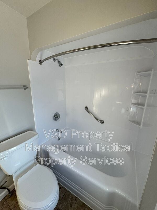 Building Photo - 12930 Havana Rd