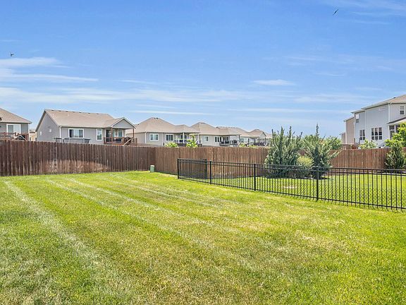 Building Photo - 6315 Rockaway Dr