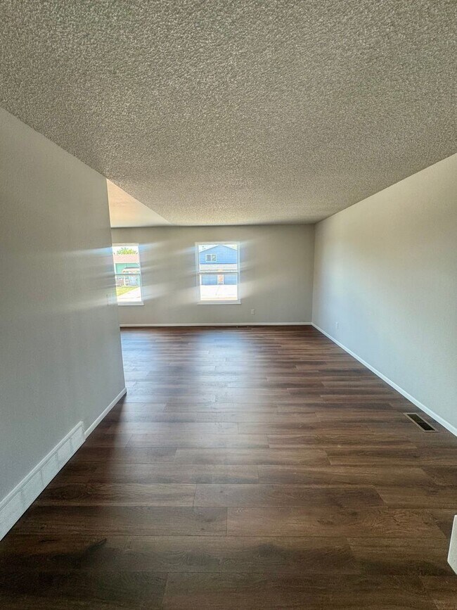 Building Photo - 4 Bedrooom home in Security-Widefield