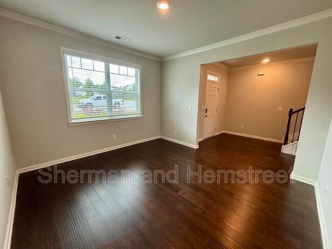 Building Photo - 240 Callahan Dr