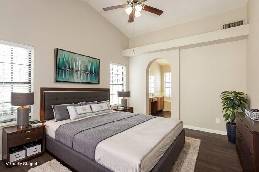 Building Photo - 1209 E Villa Rita Dr