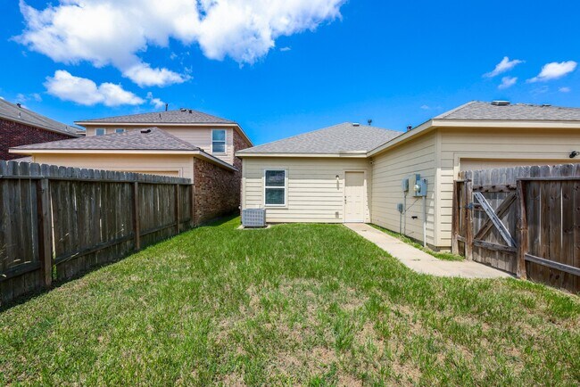 Building Photo - 8114 Malago Point Dr