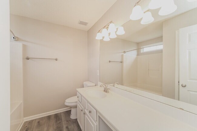 Building Photo - 10315 Wakerobin Ln