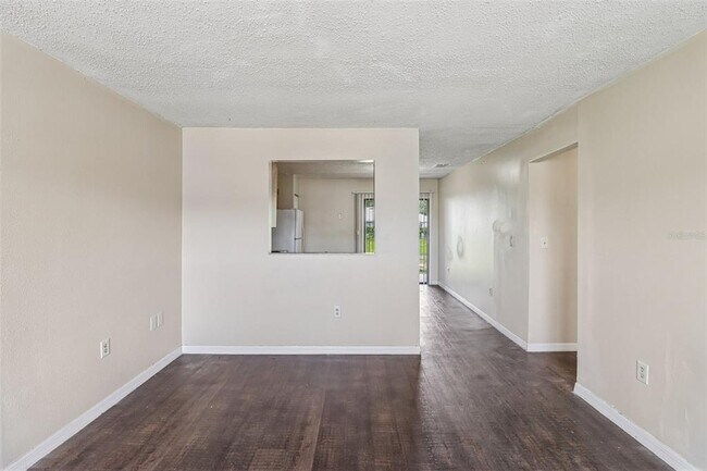 Building Photo - 384 Cocoa Ct