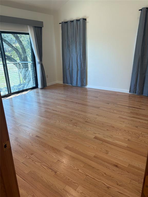 Building Photo - 107 Lake Hills Dr S