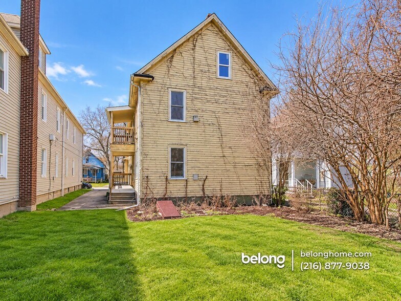 Building Photo - 3711 E 61st St