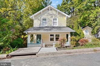 Building Photo - 3629 22nd St N
