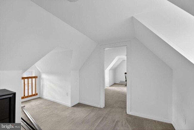 Building Photo - 810 Central Ave