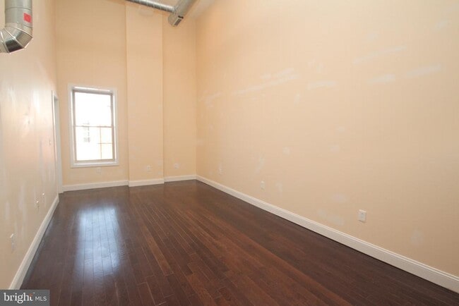 Building Photo - 1218 S 8th St