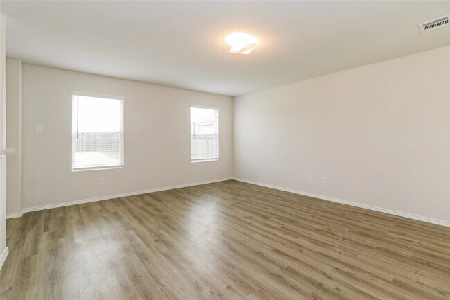 Building Photo - 22318 Porter Mountain Trl