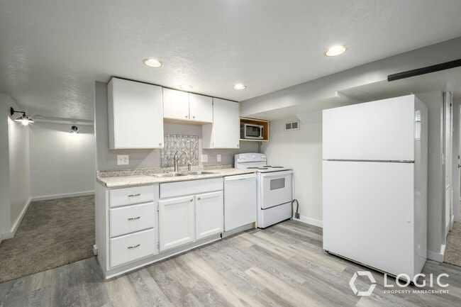 Building Photo - Incredible Basement Unit in Harrison UT