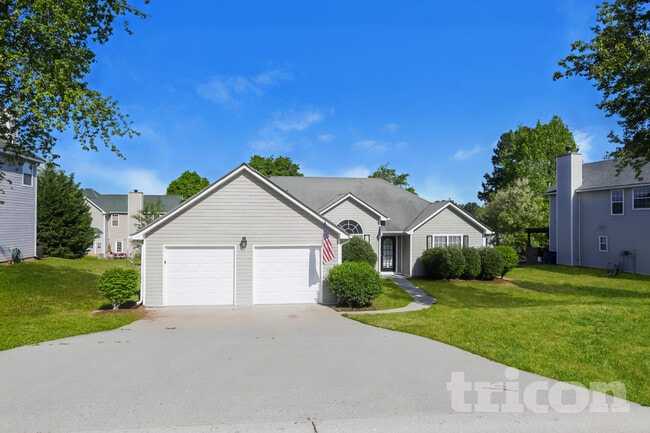 Building Photo - 602 Chartwell Ct