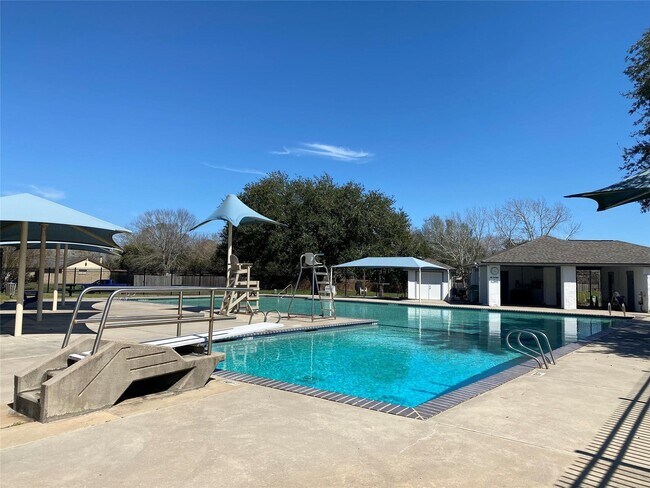 Building Photo - 3318 Cotswald Trail
