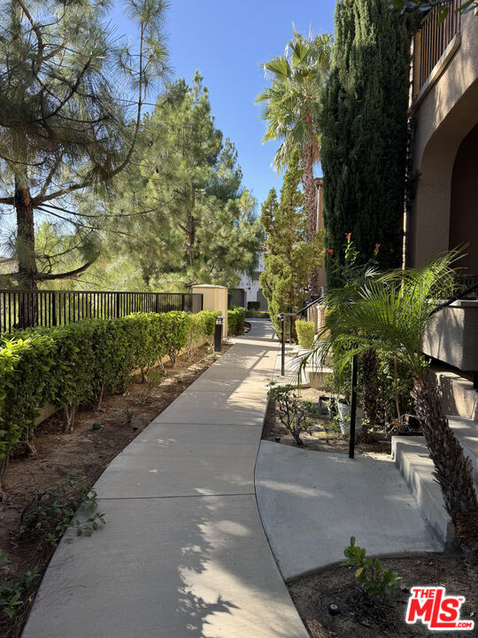 Building Photo - 20422 Paseo Altisse