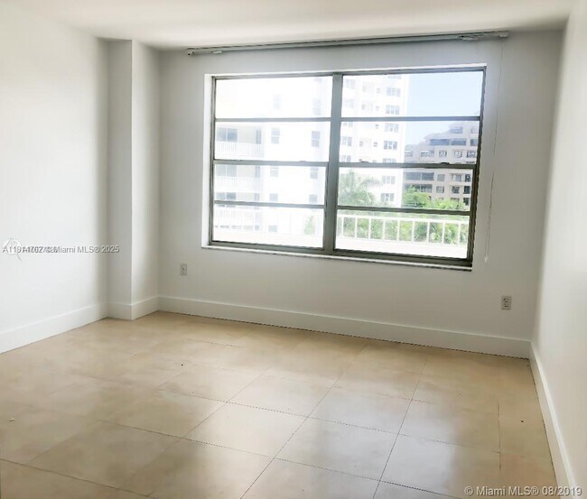 Building Photo - 199 Ocean Ln Dr