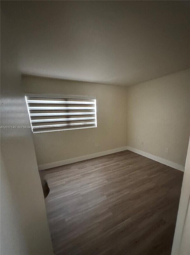 Building Photo - 9319 SW 123rd Ave Ct