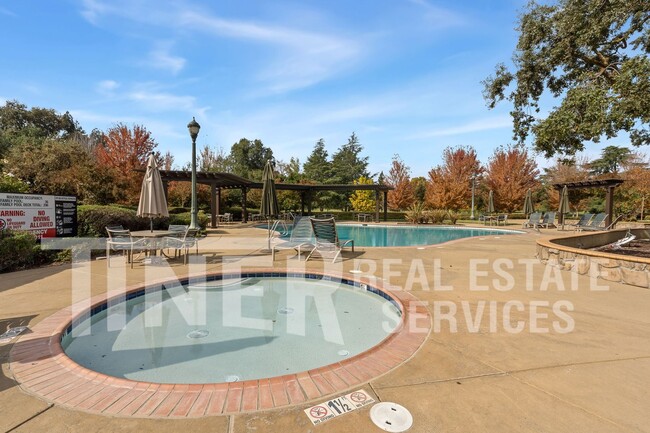 Building Photo - 632 Whitewater Wy