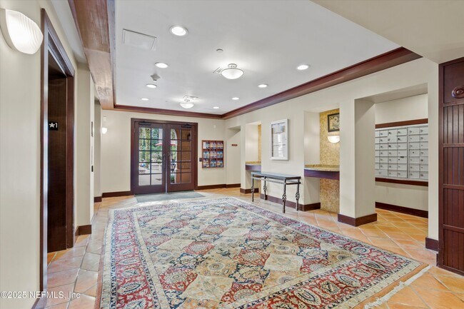 Building Photo - 945 Registry Blvd