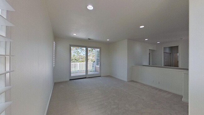 Building Photo - 18 Trail Canyon Dr