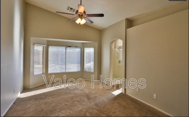 Building Photo - 6401 W Tether Trail