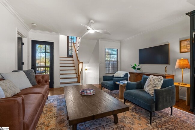 Building Photo - 7 Hamilton Ave