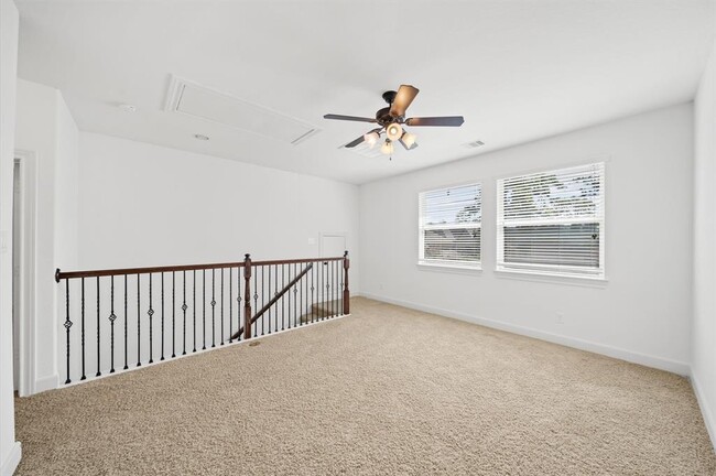 Building Photo - 14 Camplight Court