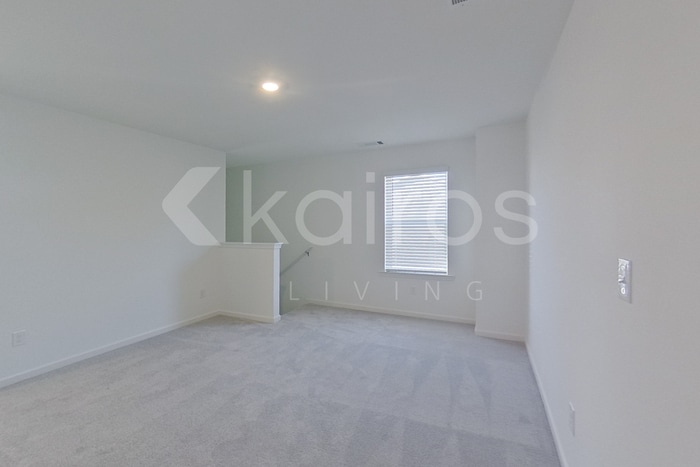 Building Photo - 210 Birch Ave