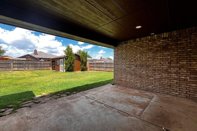 Building Photo - 5518 104th St