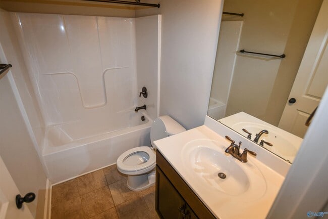 Building Photo - 173 Grey Fawn Trail